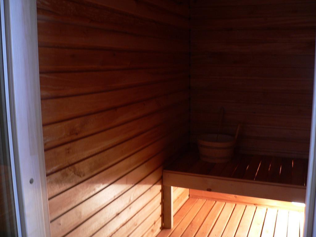Adu-Jaani Kodumajutus Bed & Breakfast Matja Room photo